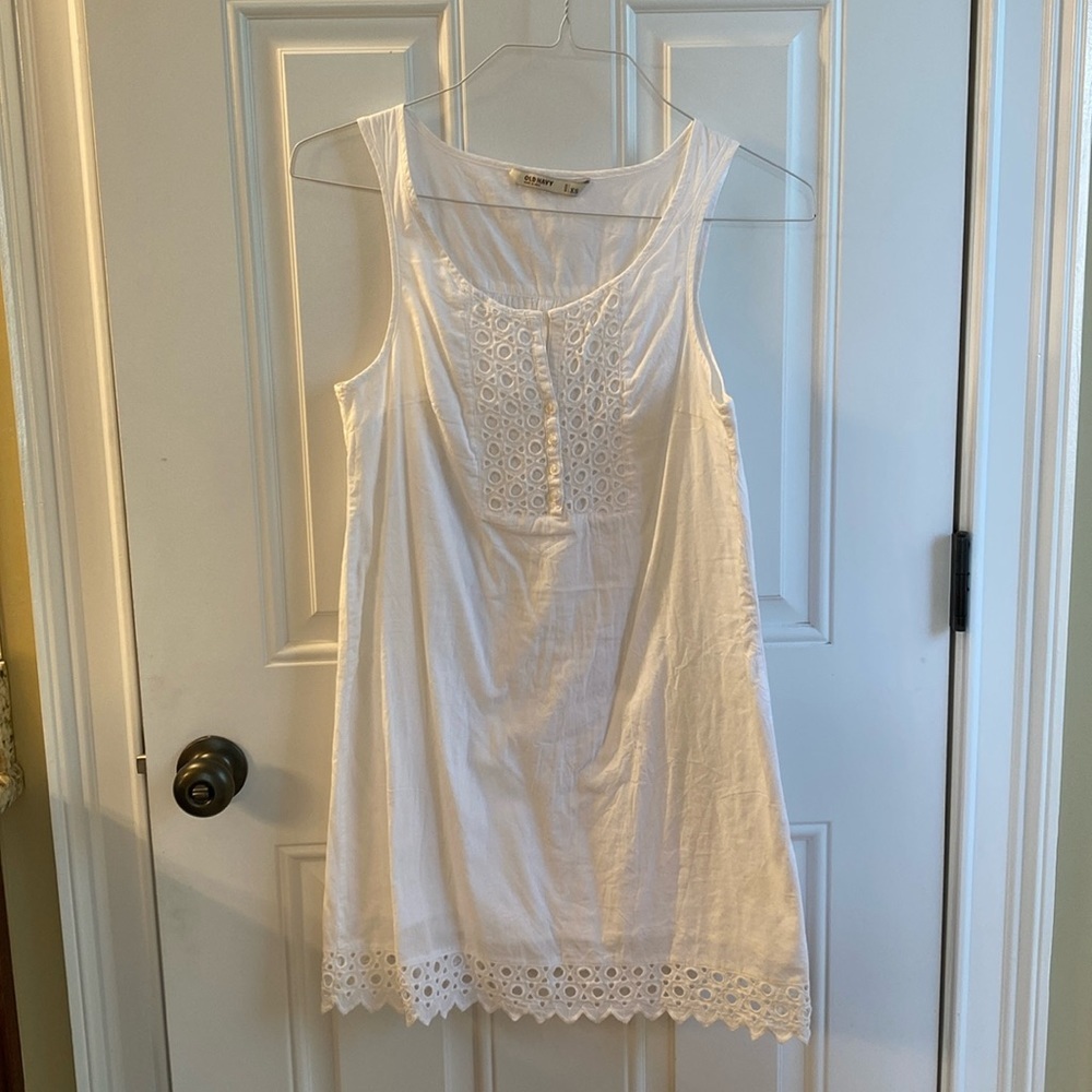 White Sleeveless Eyelet Sundress - Brand: unknown